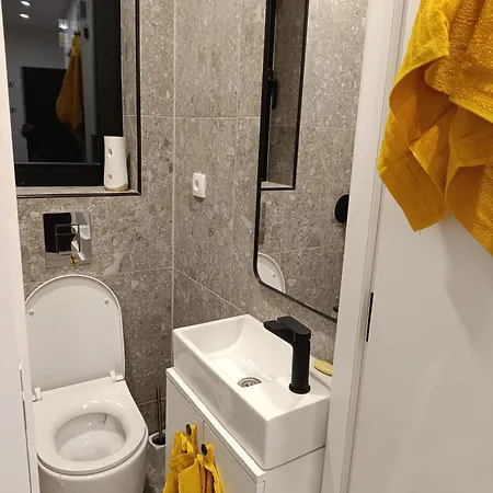 Apartman Marina Free Parking City Centre Novi Sad Exterior foto